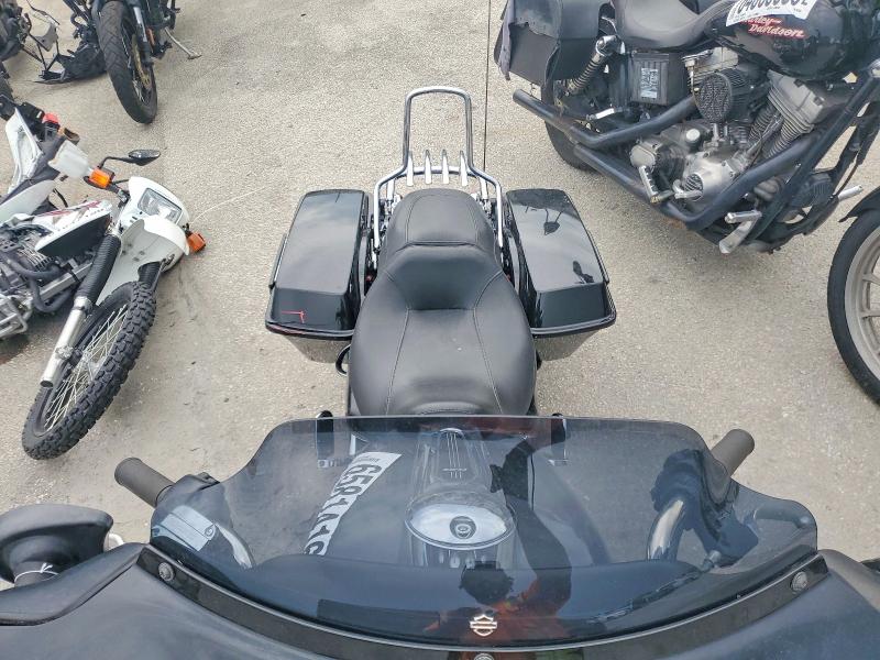 65814166 :رقم المزاد ، 1HD1KBM1XCB684558 vin ، 2012 Harley-davidson Flhx مزاد بيع