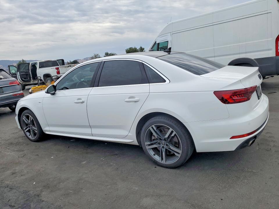 Продажа на аукционе авто 2018 Audi A4, vin: WAUENAF47JA019158, номер лота: 66698596