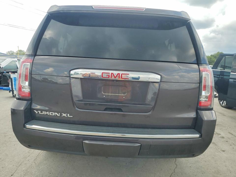 2017 Gmc Yukon Xl მანქანა იყიდება აუქციონზე, vin: 1GKS2HKJ7HR212154, აუქციონის ნომერი: 64223706