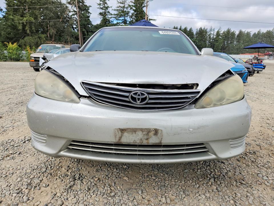 64804366 :رقم المزاد ، 4T1BE30K46U742752 vin ، 2006 Toyota Camry مزاد بيع