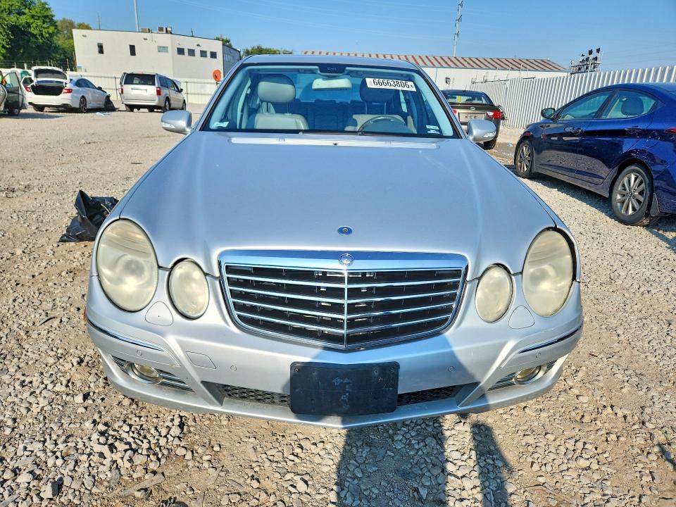 66663806 :رقم المزاد ، WDBUF87X58B261866 vin ، 2008 Mercedes-benz E مزاد بيع