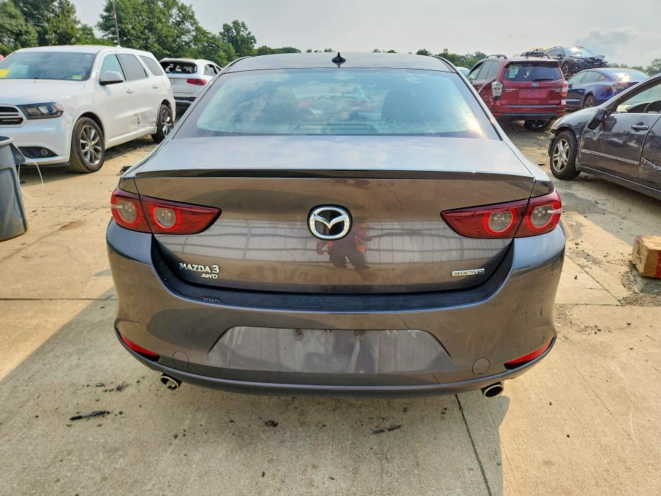 2020 Mazda 3 მანქანა იყიდება აუქციონზე, vin: 3MZBPBEMXLM131768, აუქციონის ნომერი: 64671696