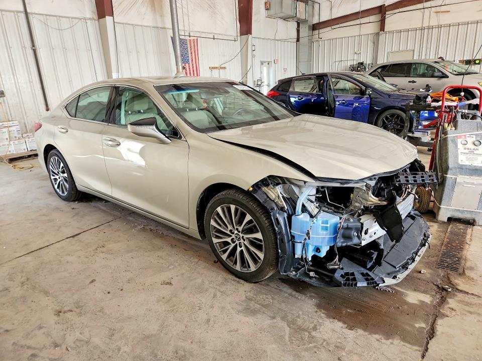 63649366 :رقم المزاد ، 58AD11D18MU006297 vin ، 2021 Lexus Es 250 مزاد بيع
