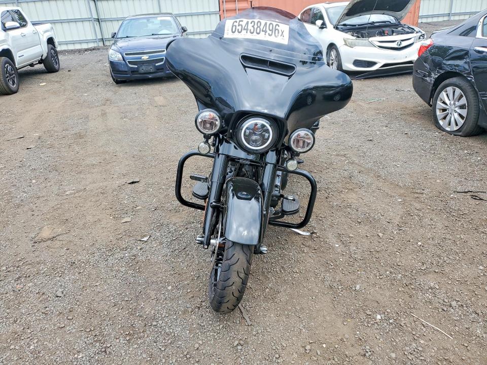 65438496 :رقم المزاد ، 1HD1KRP10LB657289 vin ، 2020 Harley-davidson Flhxs مزاد بيع