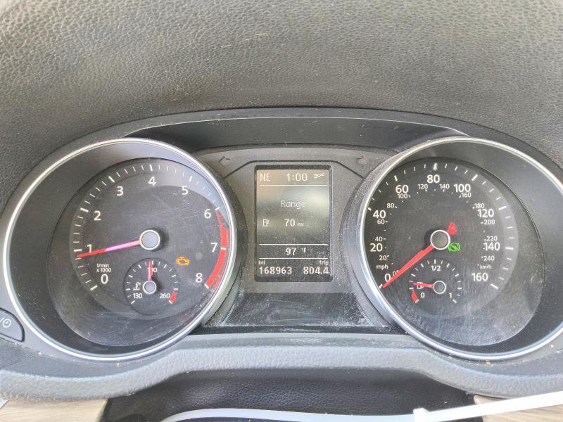 64641586 :رقم المزاد ، 1VWBA7A35JC014948 vin ، 2018 Volkswagen Passat مزاد بيع