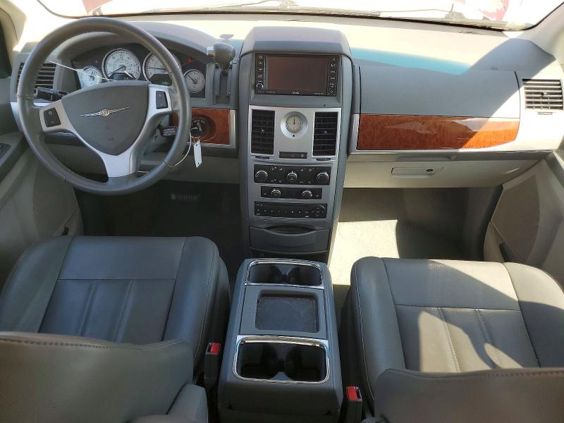 2009 Chrysler Town & Country მანქანა იყიდება აუქციონზე, vin: 2A8HR541X9R509775, აუქციონის ნომერი: 67195196