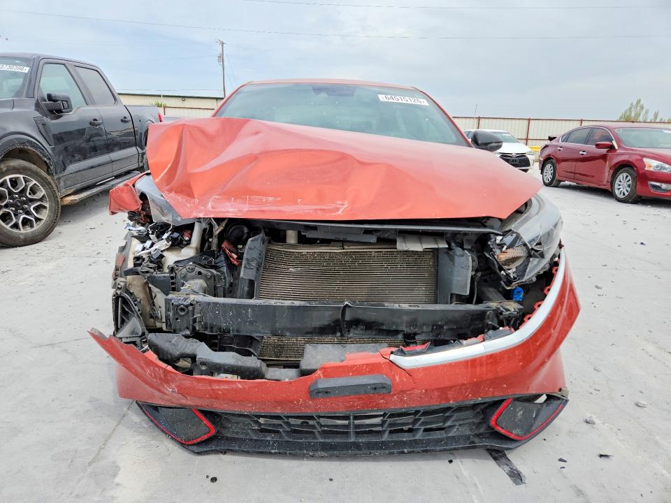 2022 Kia Forte მანქანა იყიდება აუქციონზე, vin: 3KPF54AD6NE496182, აუქციონის ნომერი: 64515126