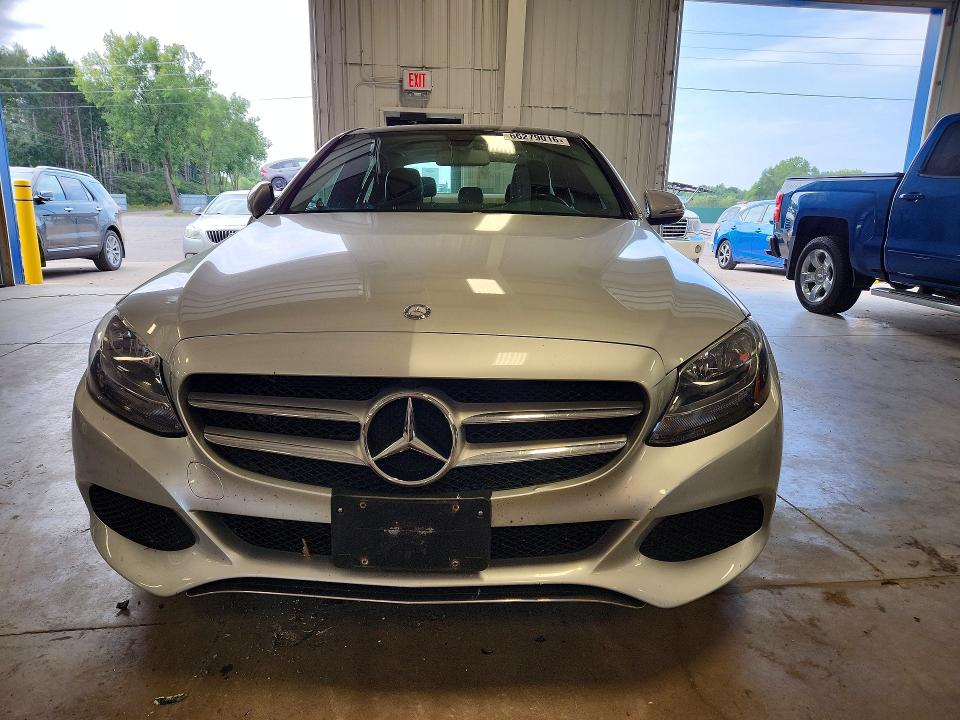 66279016 :رقم المزاد ، 55SWF4KB3GU172659 vin ، 2016 Mercedes-benz C مزاد بيع