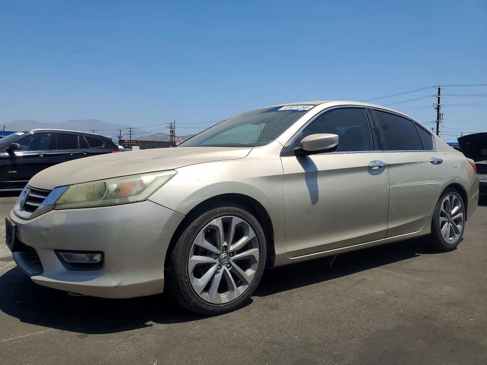 2013 Honda Accord მანქანა იყიდება აუქციონზე, vin: 1HGCR2F5XDA085707, აუქციონის ნომერი: 63931256