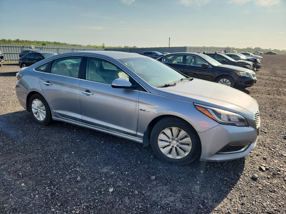 2016 Hyundai Sonata Hybrid მანქანა იყიდება აუქციონზე, vin: KMHE24L11GA008426, აუქციონის ნომერი: 65997496
