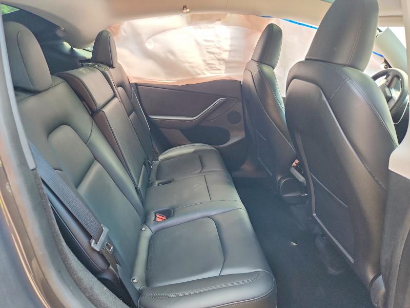 63613316 :رقم المزاد ، 7SAYGDEE0PA038298 vin ، 2023 Tesla Model Y مزاد بيع