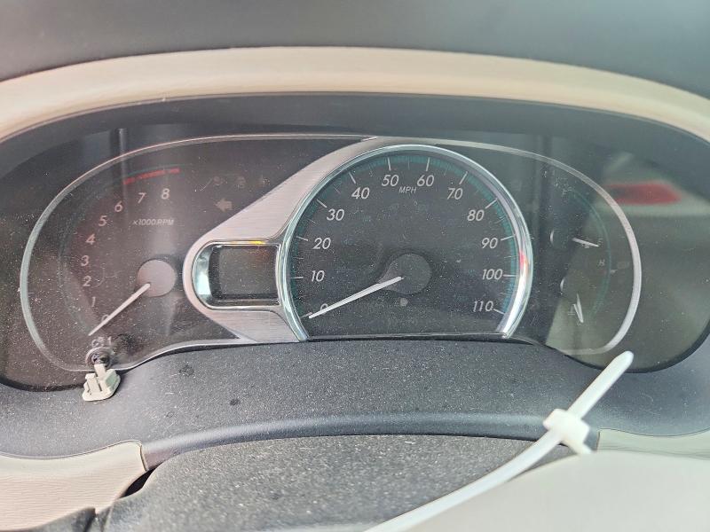64577956 :رقم المزاد ، 5TDYK3DC9BS087013 vin ، 2011 Toyota Sienna مزاد بيع