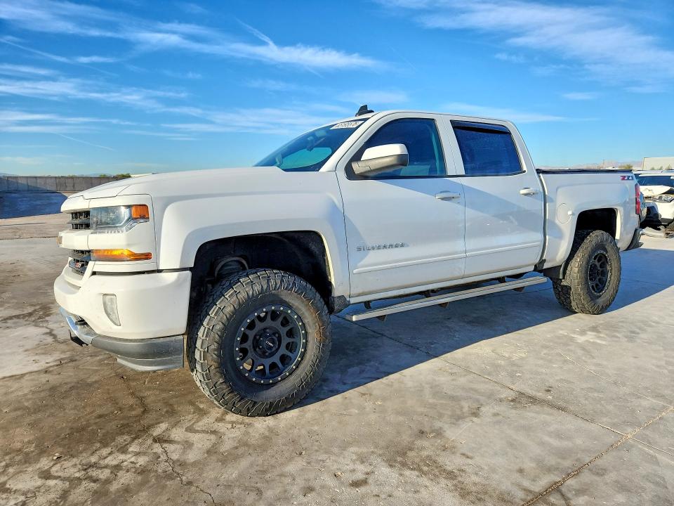Auction sale of the 2018 Chevrolet Silverado, vin: 3GCUKREC1JG536715, lot number: 65195576