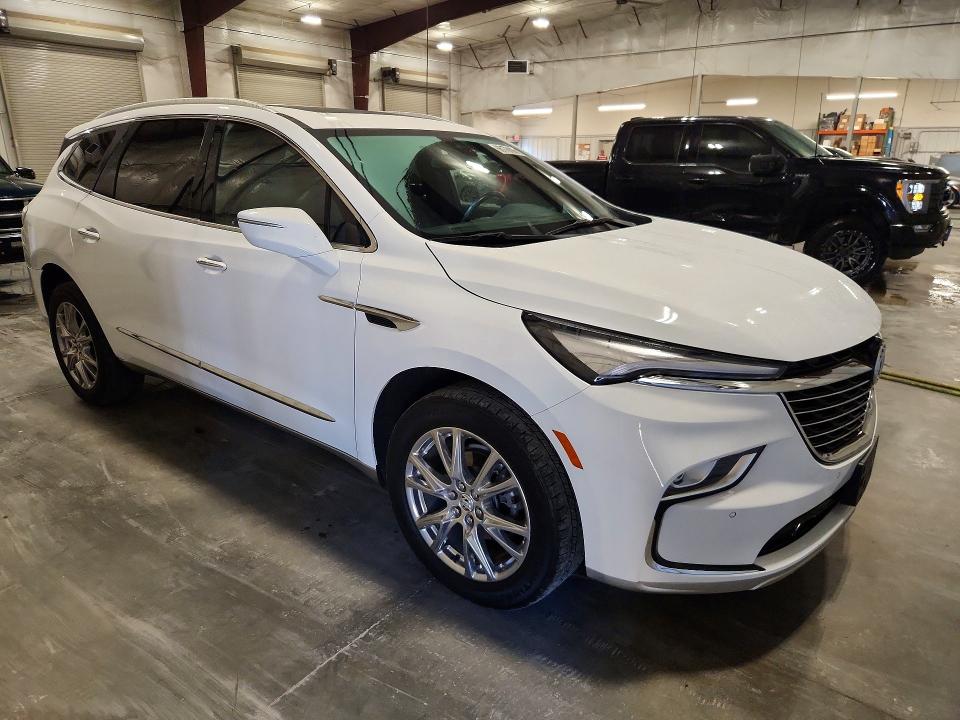 Продажа на аукционе авто 2023 Buick Enclave, vin: 5GAEVAKW0PJ255980, номер лота: 66176106