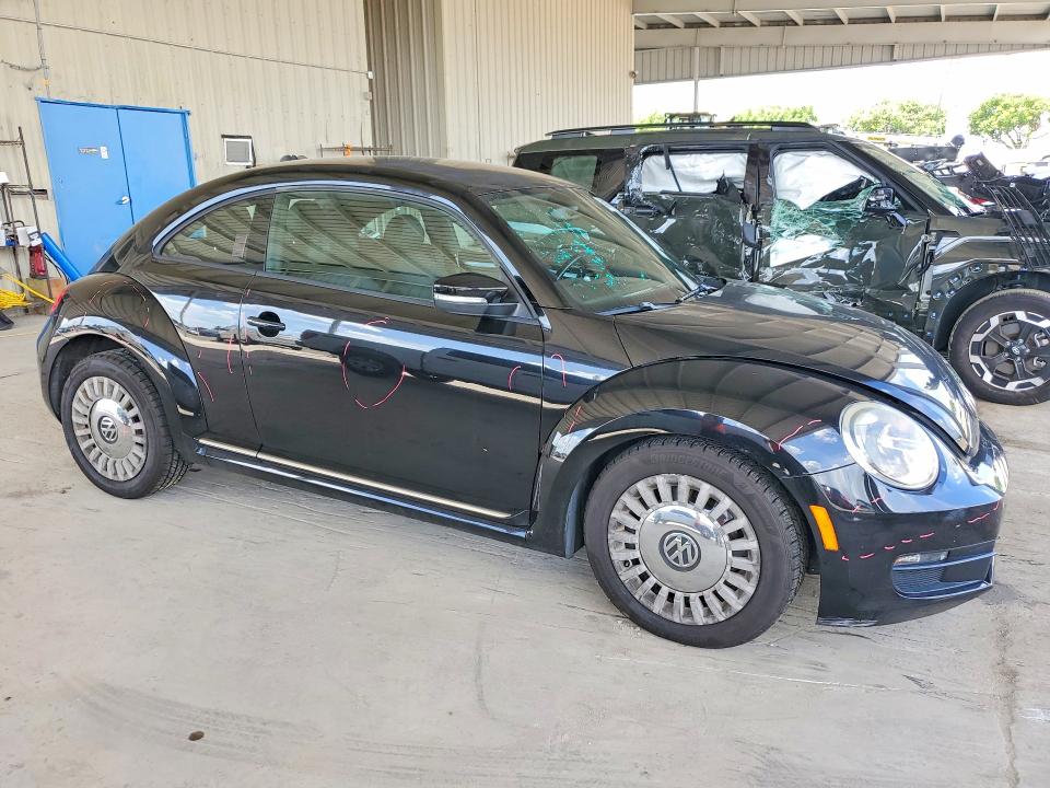 Продажа на аукционе авто 2013 Volkswagen Beetle, vin: 3VWJX7AT3DM661314, номер лота: 64017286