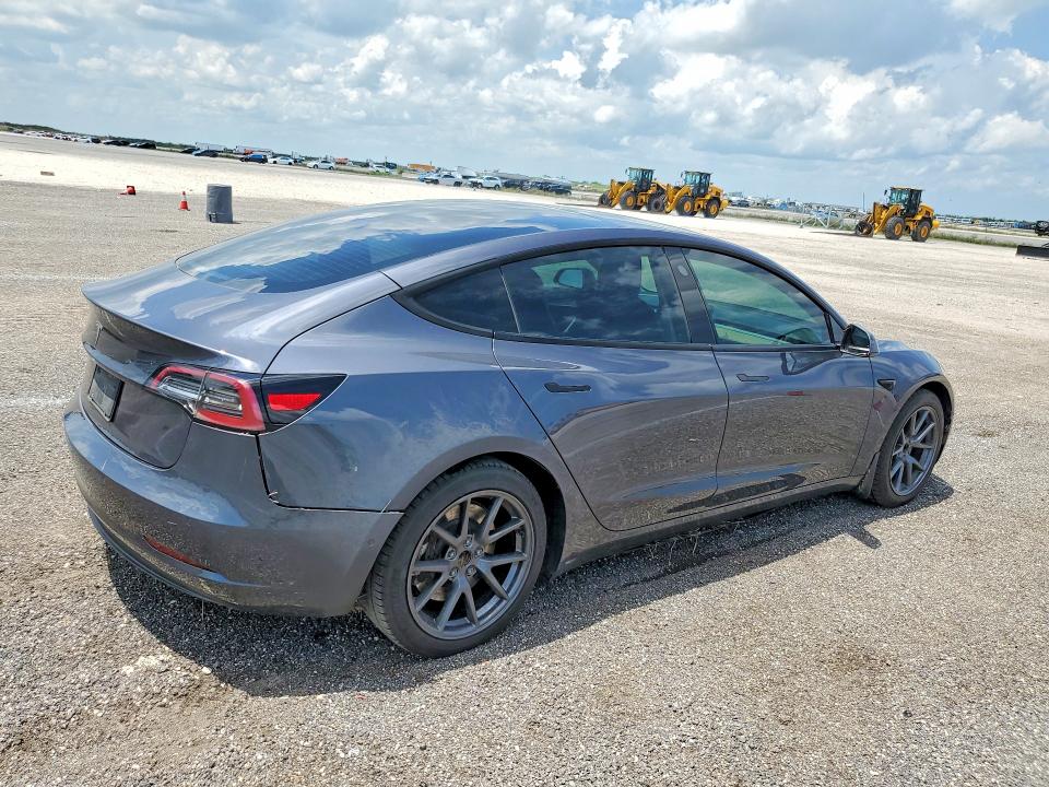 Продажа на аукционе авто 2021 Tesla Model 3, vin: 5YJ3E1EAXMF083076, номер лота: 66073426