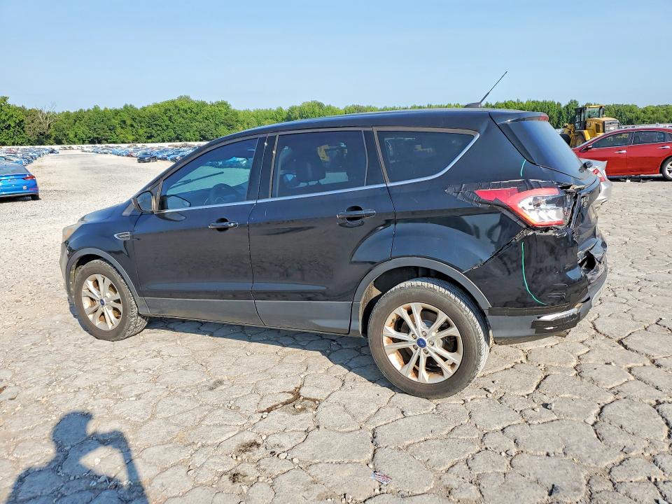 Продаж на аукціоні авто 2017 Ford Escape, vin: 1FMCU0GD0HUB58607, номер лоту: 62930176