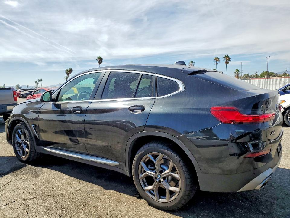 66074266 :رقم المزاد ، 5UX33DT06N9M33685 vin ، 2022 Bmw X4 مزاد بيع
