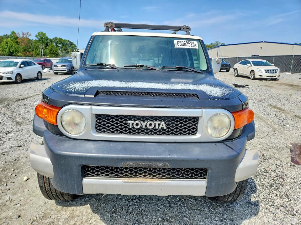2007 Toyota Fj Cruiser მანქანა იყიდება აუქციონზე, vin: JTEBU11F270032122, აუქციონის ნომერი: 65062526