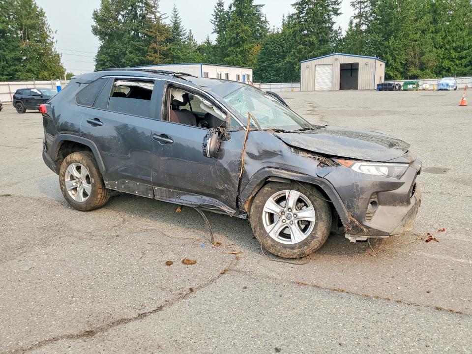 Продажа на аукционе авто 2019 Toyota Rav4, vin: 2T3P1RFV0KC015875, номер лота: 63609846