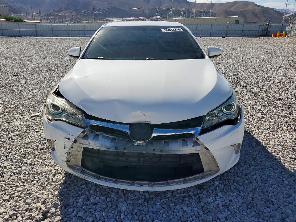 2016 Toyota Camry მანქანა იყიდება აუქციონზე, vin: 4T4BF1FK8GR562674, აუქციონის ნომერი: 66843276