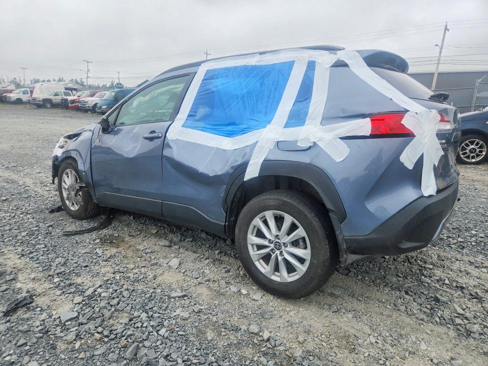 65492836 :رقم المزاد ، 7MUBAABGXNV033359 vin ، 2022 Toyota Corolla Cross مزاد بيع