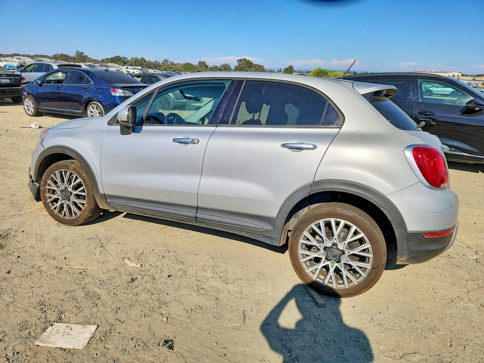 2016 Fiat 500x მანქანა იყიდება აუქციონზე, vin: ZFBCFXCT2GP379498, აუქციონის ნომერი: 65571236