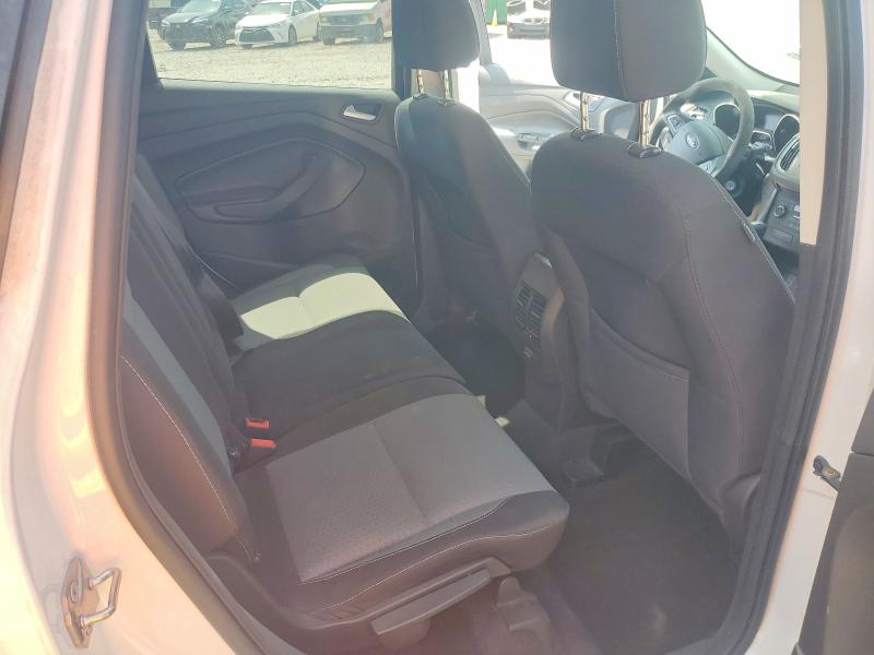 2017 Ford Escape მანქანა იყიდება აუქციონზე, vin: 1FMCU0G97HUC96737, აუქციონის ნომერი: 64441156