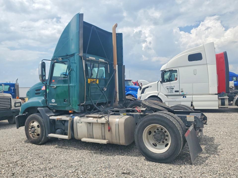 2017 Mack Cxu613 მანქანა იყიდება აუქციონზე, vin: 1M1AW01X7HM009720, აუქციონის ნომერი: 65215286