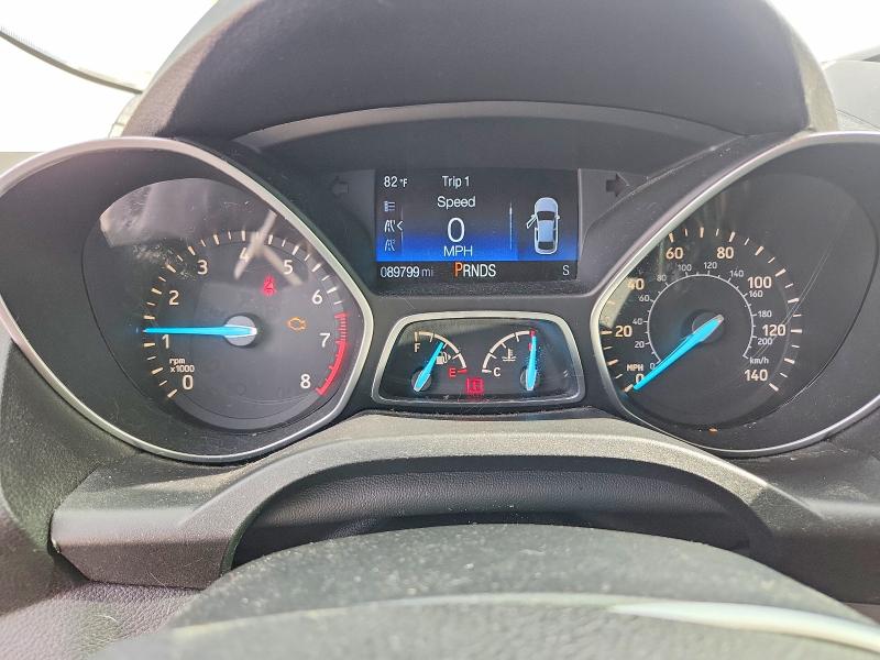 65993176 :رقم المزاد ، 1FMCU0GD1HUB50158 vin ، 2017 Ford Escape مزاد بيع