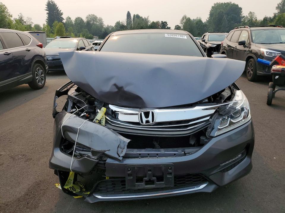 Продаж на аукціоні авто 2016 Honda Accord, vin: 1HGCR3F8XGA007884, номер лоту: 63898746