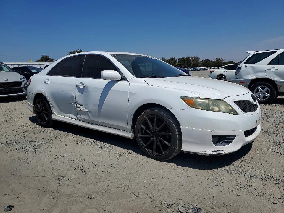 64340126 :رقم المزاد ، 4T1BF3EKXAU573884 vin ، 2010 Toyota Camry مزاد بيع