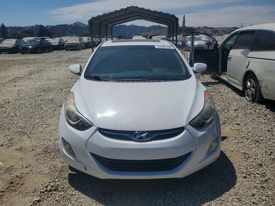 2011 Hyundai Elantra მანქანა იყიდება აუქციონზე, vin: 5NPDH4AE6BH003731, აუქციონის ნომერი: 64095706