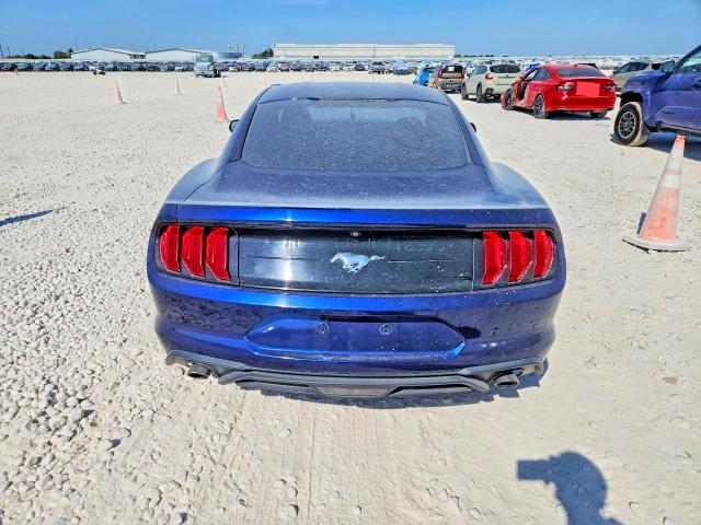 65818906 :رقم المزاد ، 1FA6P8TH4J5122988 vin ، 2018 Ford Mustang مزاد بيع