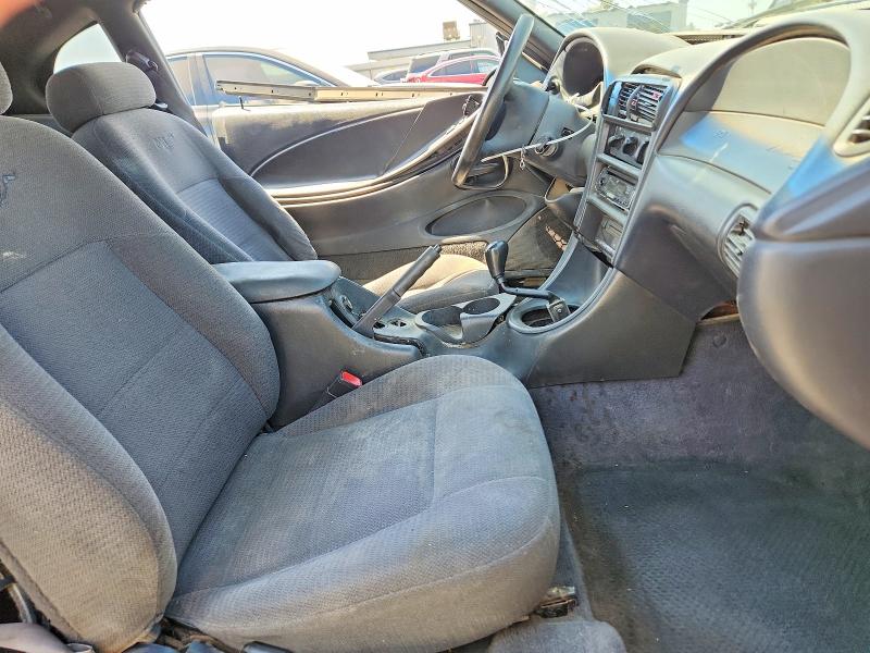 64511696 :رقم المزاد ، 1FAFP4049XF160911 vin ، 1999 Ford Mustang مزاد بيع