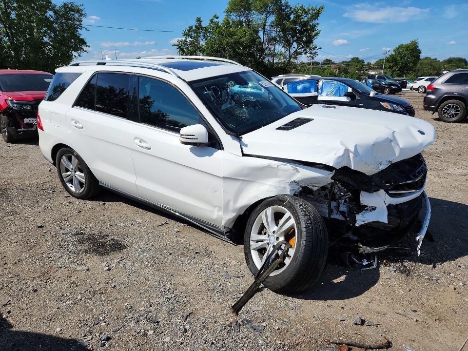 Aukcja sprzedaży 2015 Mercedes-benz Ml, vin: 4JGDA5HB1FA616435, numer aukcji: 63652446