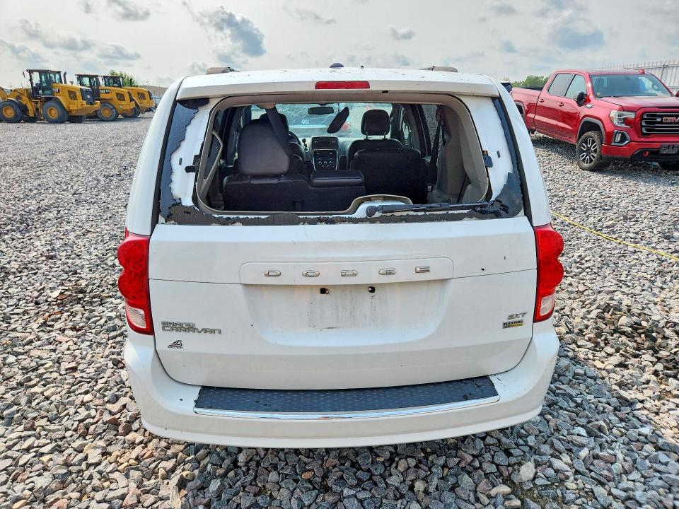 64718156 :رقم المزاد ، 2C4RDGCG2HR600226 vin ، 2017 Dodge Grand Caravan مزاد بيع