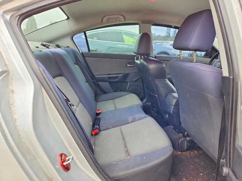 Продажа на аукционе авто 2004 Mazda 3, vin: JM1BK12F941175132, номер лота: 64614856