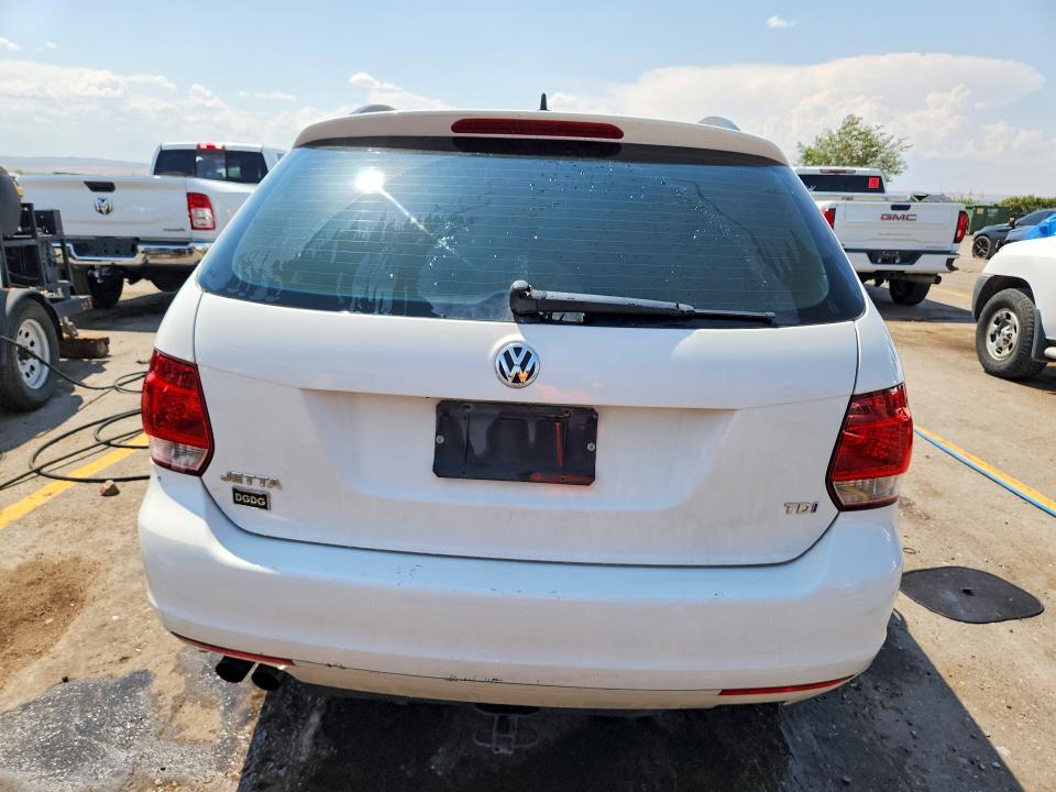2013 Volkswagen Jetta მანქანა იყიდება აუქციონზე, vin: 3VWPL7AJXDM624913, აუქციონის ნომერი: 64779256