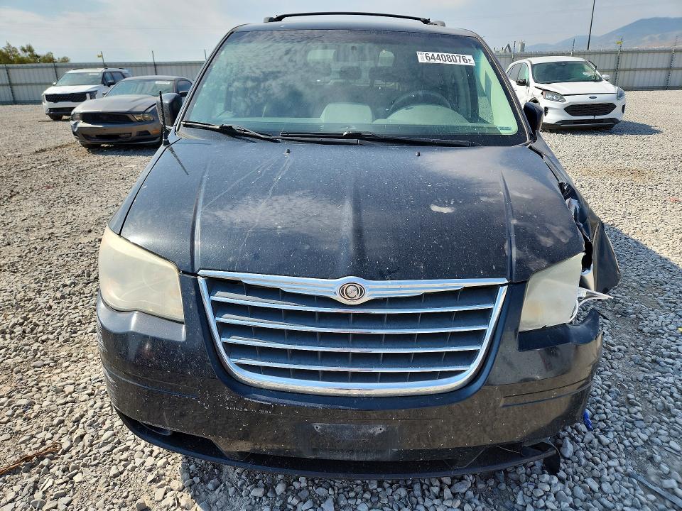 64408076 :رقم المزاد ، 2A8HR54P38R830544 vin ، 2008 Chrysler Town & Country مزاد بيع