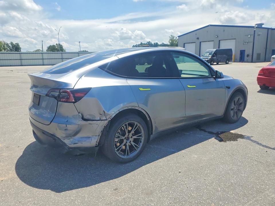 Продаж на аукціоні авто 2024 Tesla Model Y, vin: 7SAYGDEEXRA311413, номер лоту: 63989136