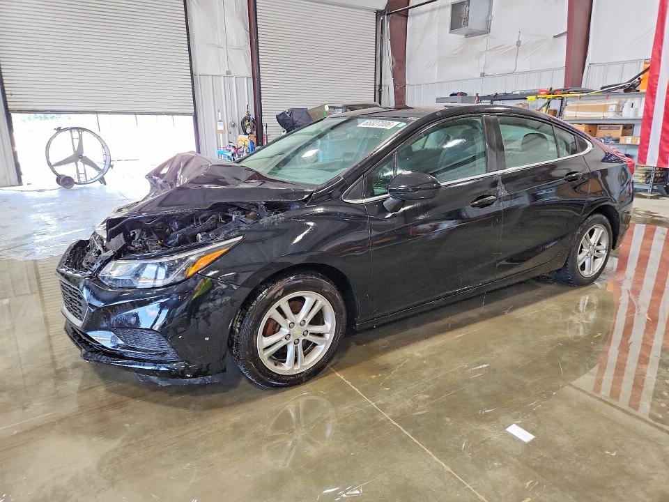 65827006 :رقم المزاد ، 1G1BE5SM8H7104934 vin ، 2017 Chevrolet Cruze مزاد بيع