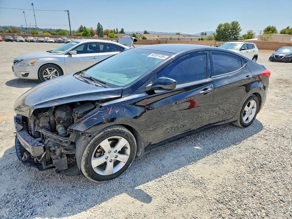 2013 Hyundai Elantra მანქანა იყიდება აუქციონზე, vin: 5NPDH4AE7DH435666, აუქციონის ნომერი: 64301456