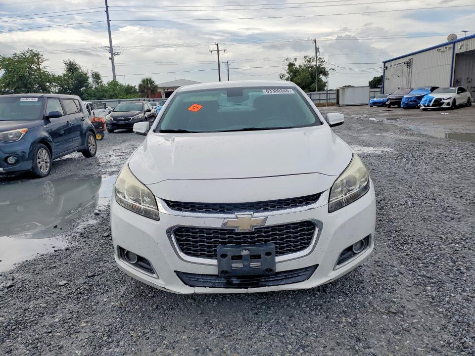 63300346 :رقم المزاد ، 1G11D5SL4FU145887 vin ، 2015 Chevrolet Malibu مزاد بيع