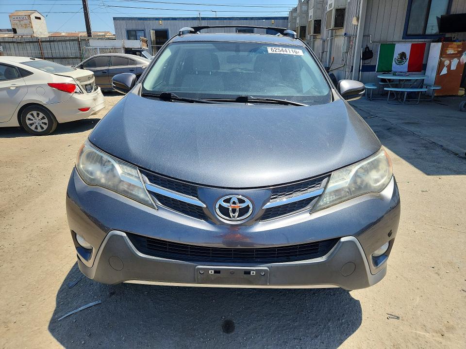 Продажа на аукционе авто 2015 Toyota Rav4, vin: JTMWFREV9FD054304, номер лота: 62544116