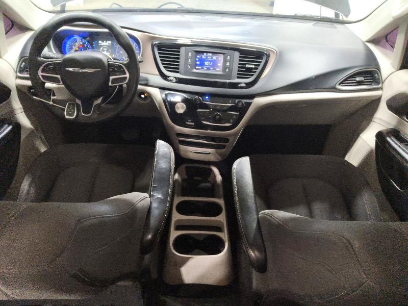 65313706 :رقم المزاد ، 2C4RC1DG1HR642904 vin ، 2017 Chrysler Pacifica مزاد بيع