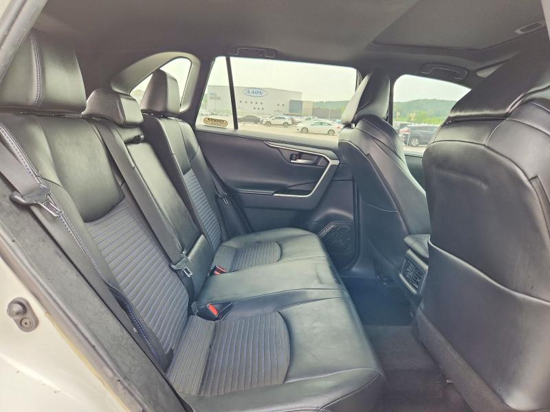 Продаж на аукціоні авто 2021 Toyota Rav4, vin: 4T3E6RFV0MU037966, номер лоту: 64453876
