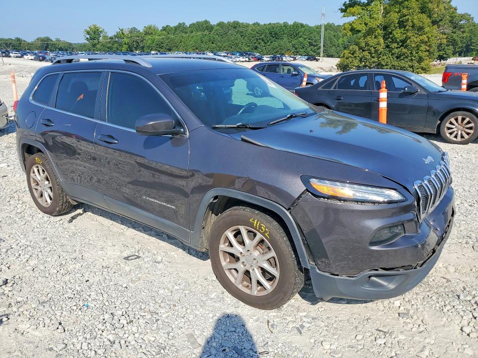2017 Jeep Cherokee მანქანა იყიდება აუქციონზე, vin: 1C4PJLCB6HD232097, აუქციონის ნომერი: 65231176