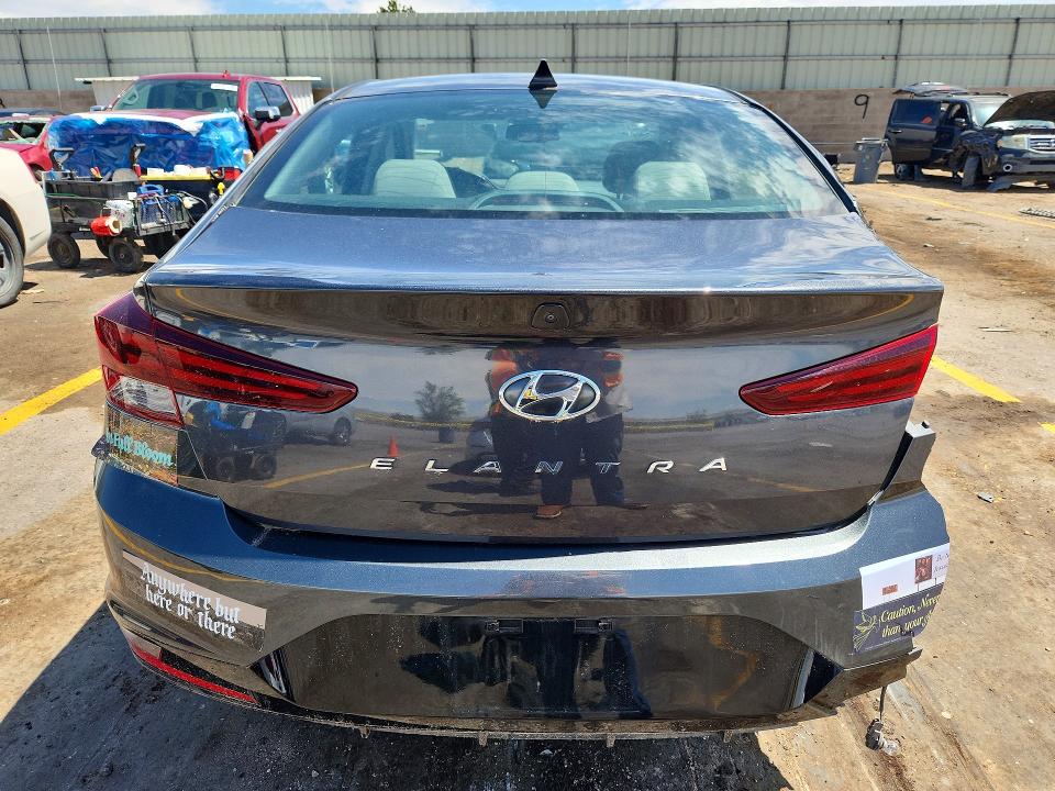 66368126 :رقم المزاد ، 5NPD84LFXLH552758 vin ، 2020 Hyundai Elantra مزاد بيع