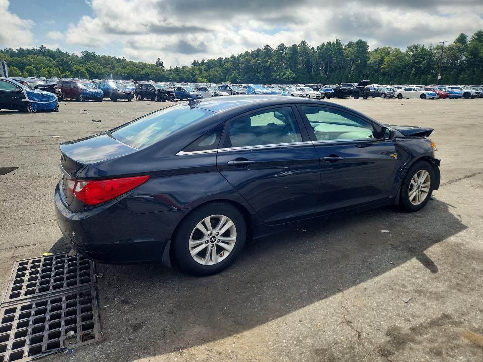 2013 Hyundai Sonata მანქანა იყიდება აუქციონზე, vin: 5NPEB4AC1DH624284, აუქციონის ნომერი: 63845266